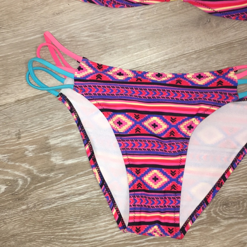 👙 bikini - Picture 2 of 4